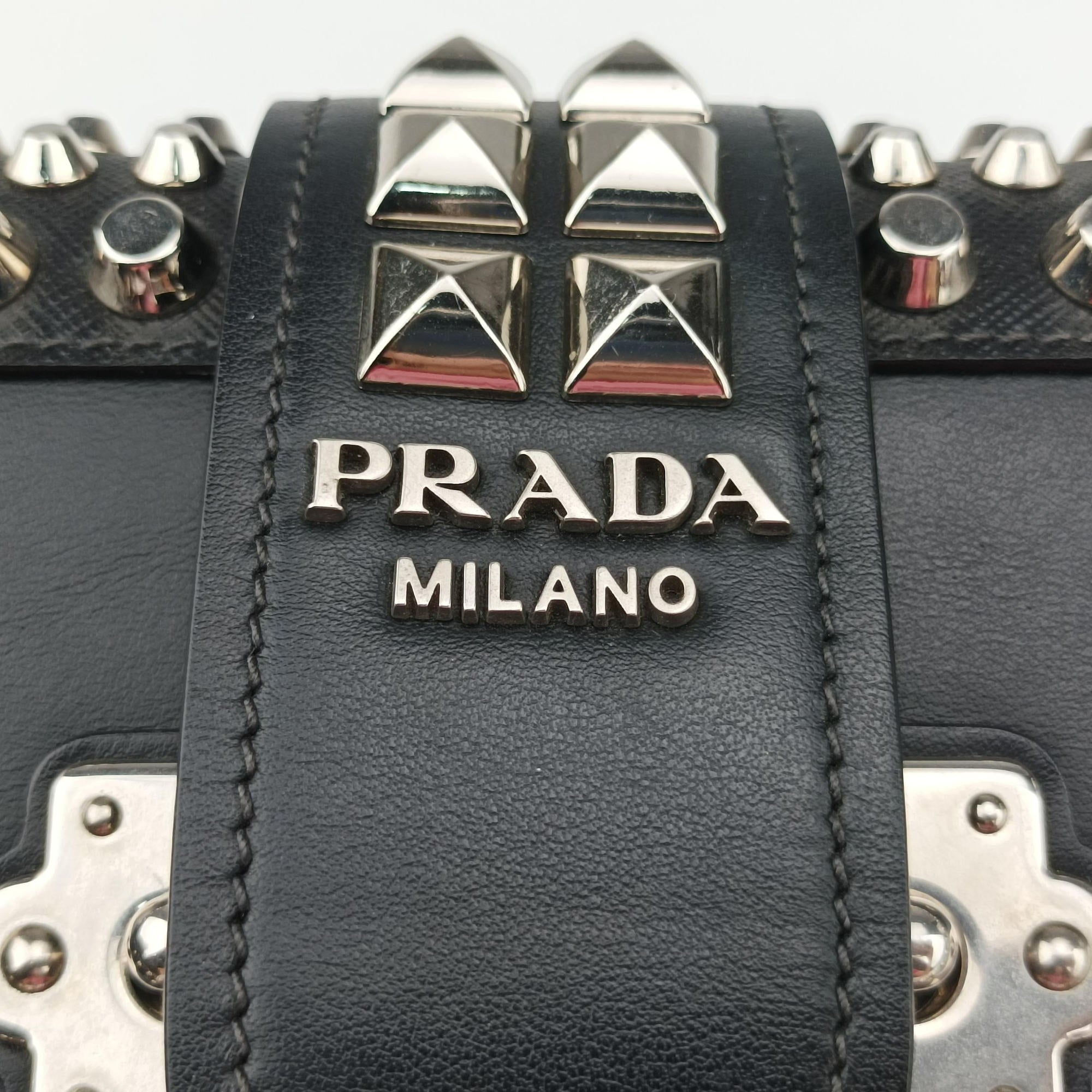 Pre-owned Prada Cahier Black Leather 1BH018 shoulderbag | stylenewstar