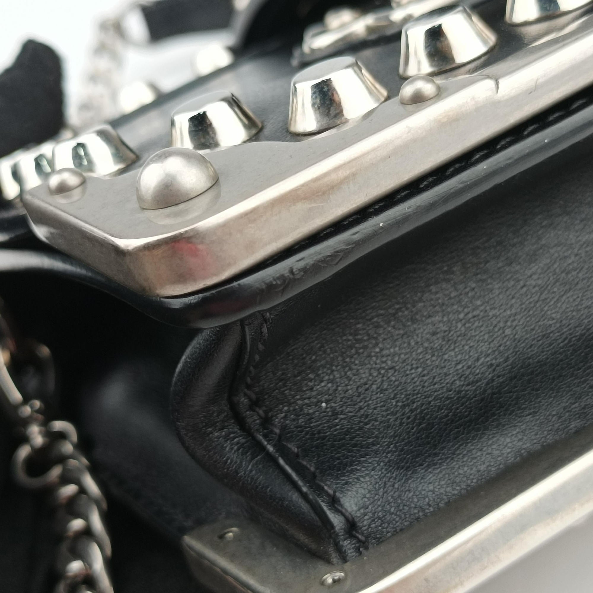 Pre-owned Prada Cahier Black Leather 1BH018 shoulderbag | stylenewstar