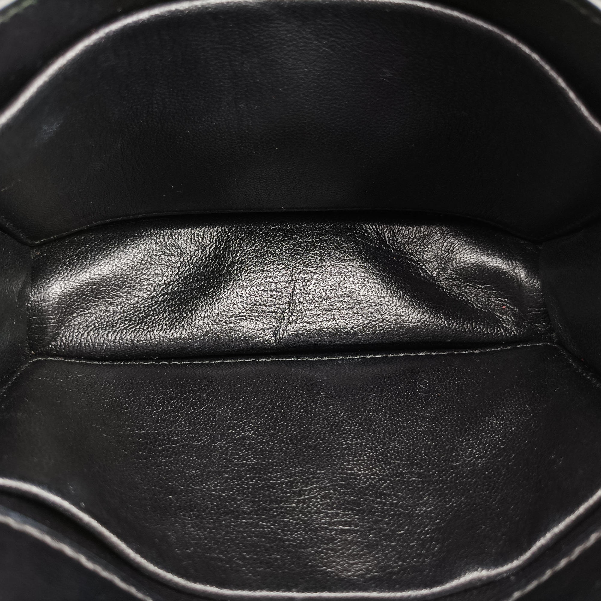 Pre-owned Prada Cahier Black Leather 1BH018 shoulderbag | stylenewstar
