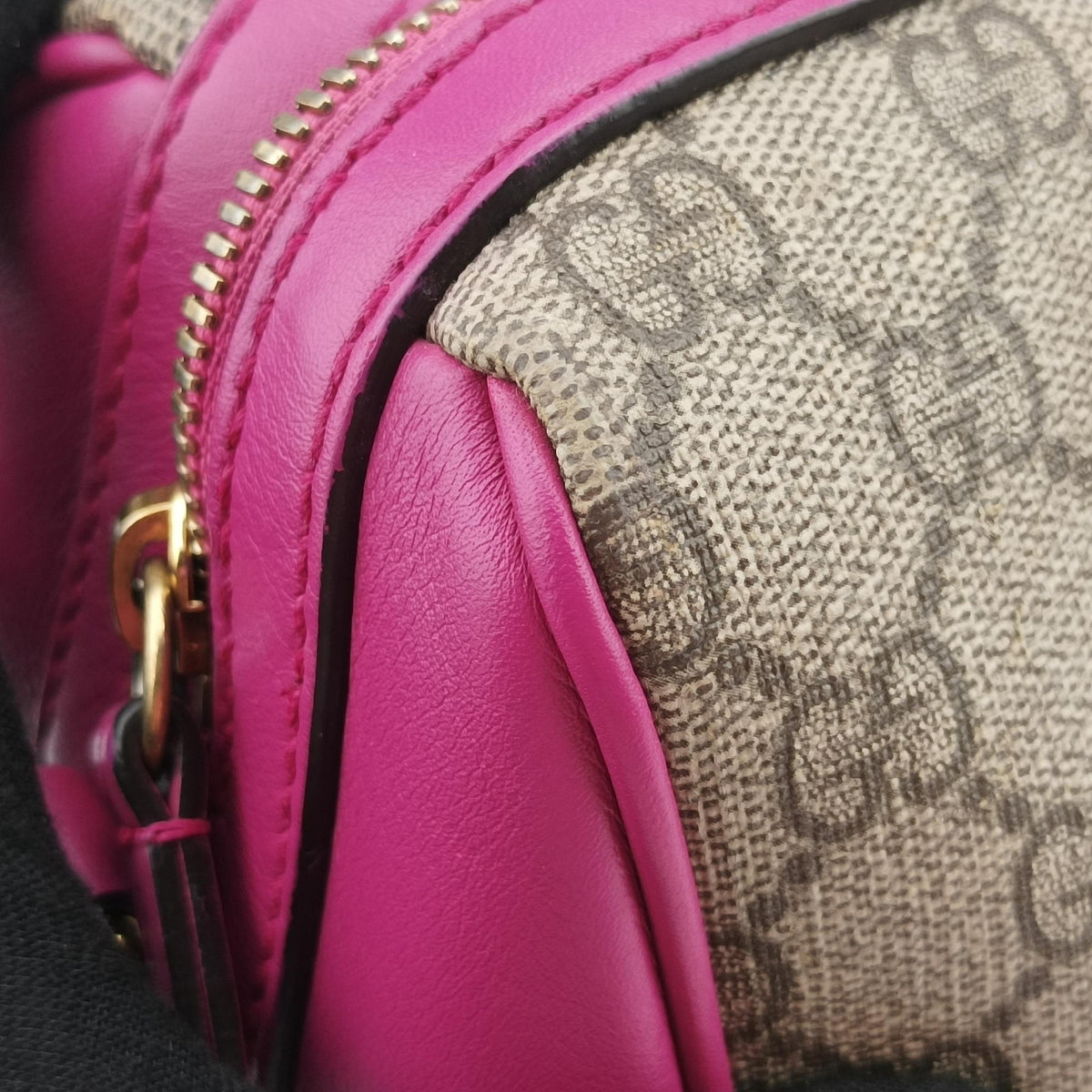 Pre-owned Gucci GG SUPREME beige×red×pink PVC coated canvas×Leather 409529 shoulderbag | stylenewstar