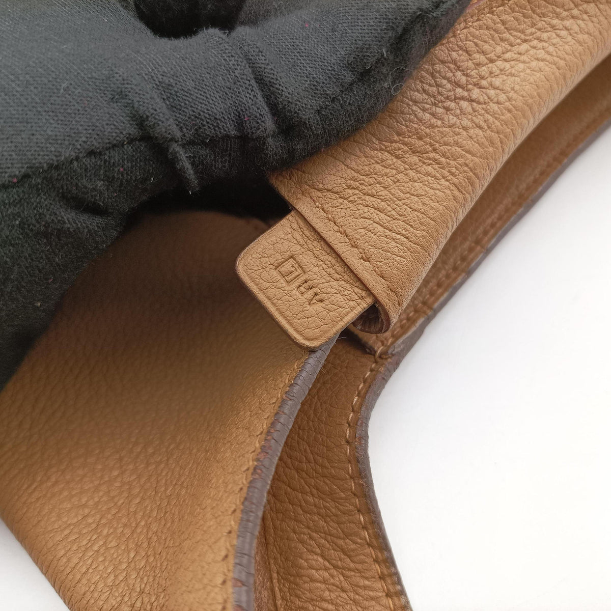 Pre-owned Hermes Good news Brown Taurillon Clemence  shoulderbag | stylenewstar