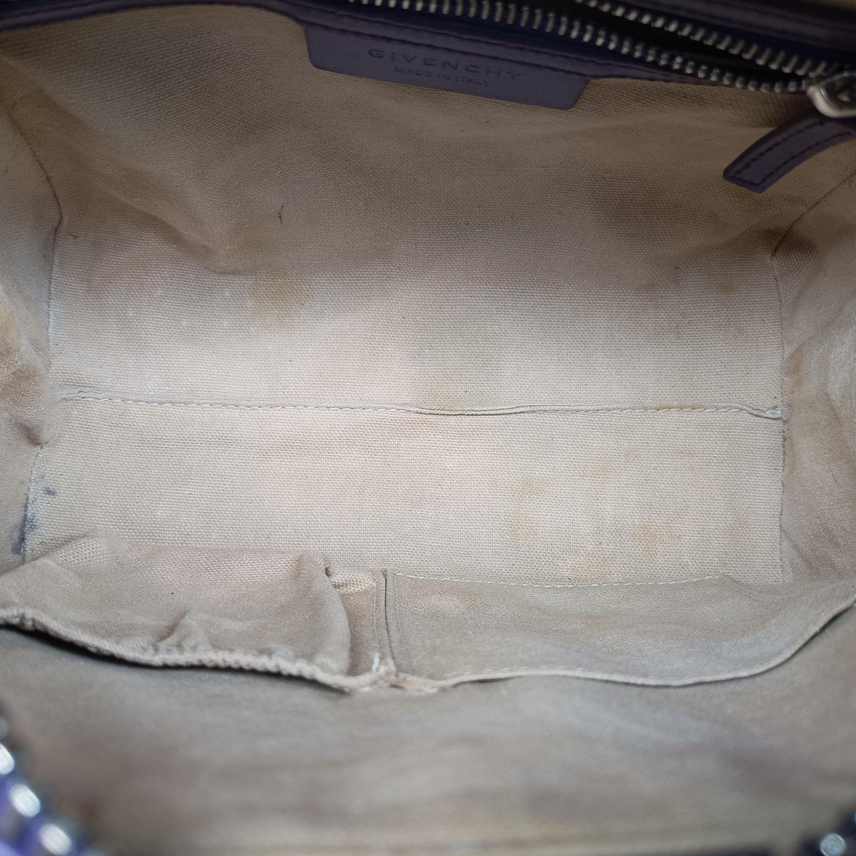 Secondhand Givenchy Antigona Purple Leather  shoulderbag | stylenewstar