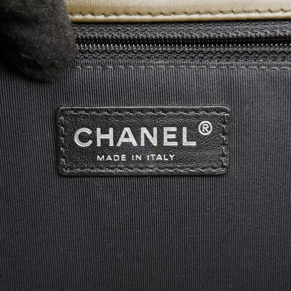 Secondhand Chanel BOY CHANEL Brown Leather A66711 shoulderbag | stylenewstar
