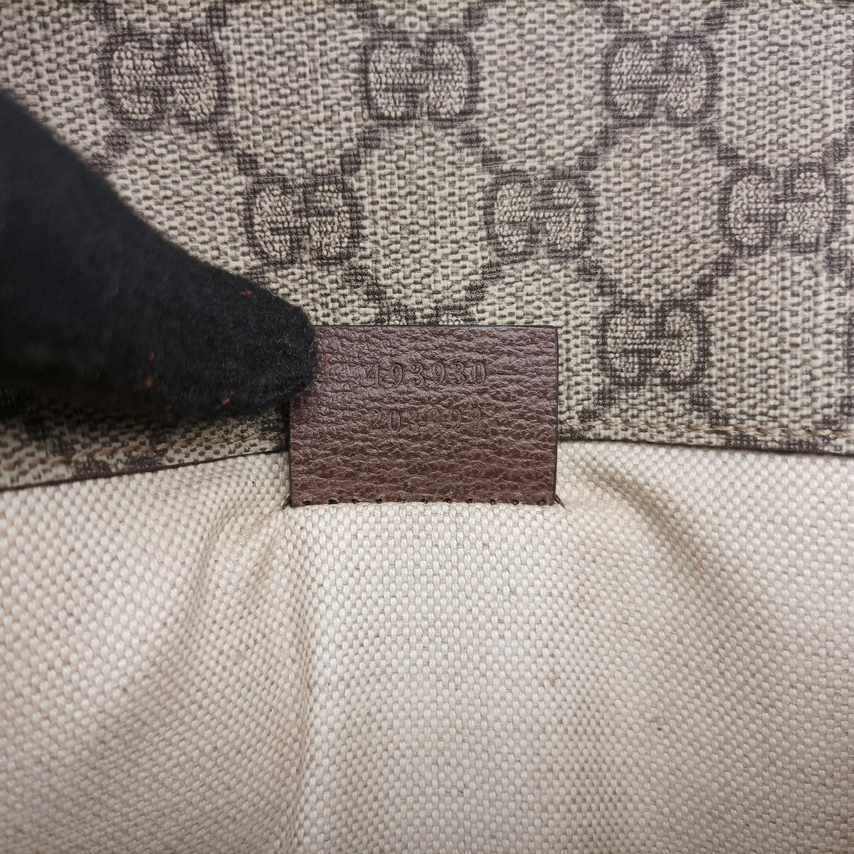 Pre-owned Gucci NEO VINTAGE GG Supreme beige×Brown PVC coated canvas×Leather 493930 bum bag/waist bag | stylenewstar