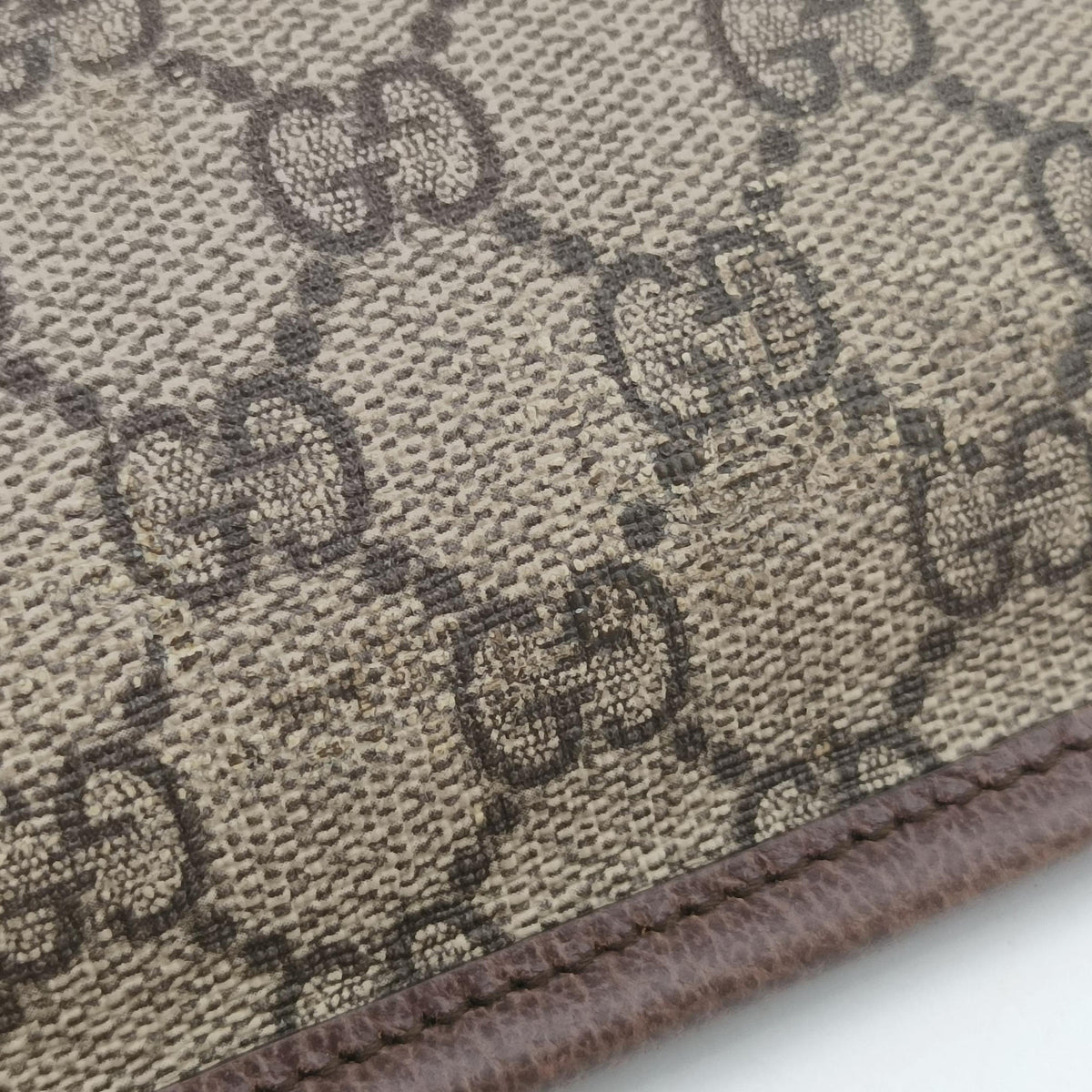 Pre-owned Gucci NEO VINTAGE GG Supreme beige×Brown PVC coated canvas×Leather 493930 bum bag/waist bag | stylenewstar