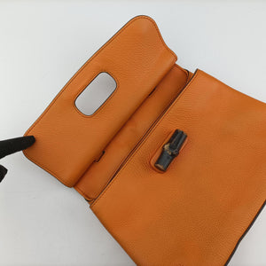 Secondhand Gucci Bamboo Daily Orange Leather 370831 shoulderbag | stylenewstar