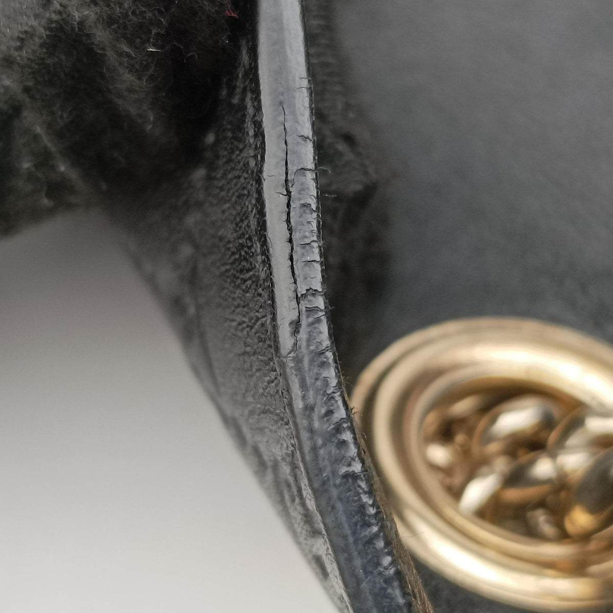 Pre-owned Gucci Emily Black Leather 295402 shoulderbag | stylenewstar