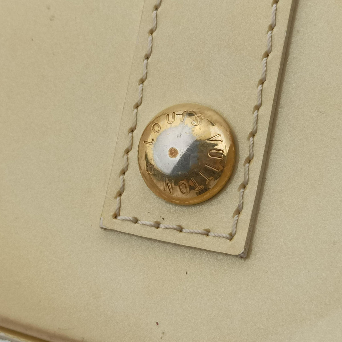 Pre-owned Louis Vuitton ALMA PM CITRINE Vernis M90101 handbag | stylenewstar