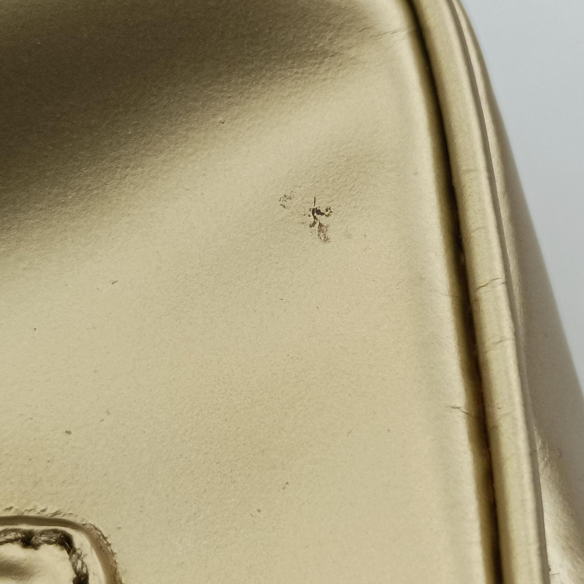 Secondhand Prada Mini Bauletto Golden Metallic Vitello Leather BL0705  shoulderbag | stylenewstar