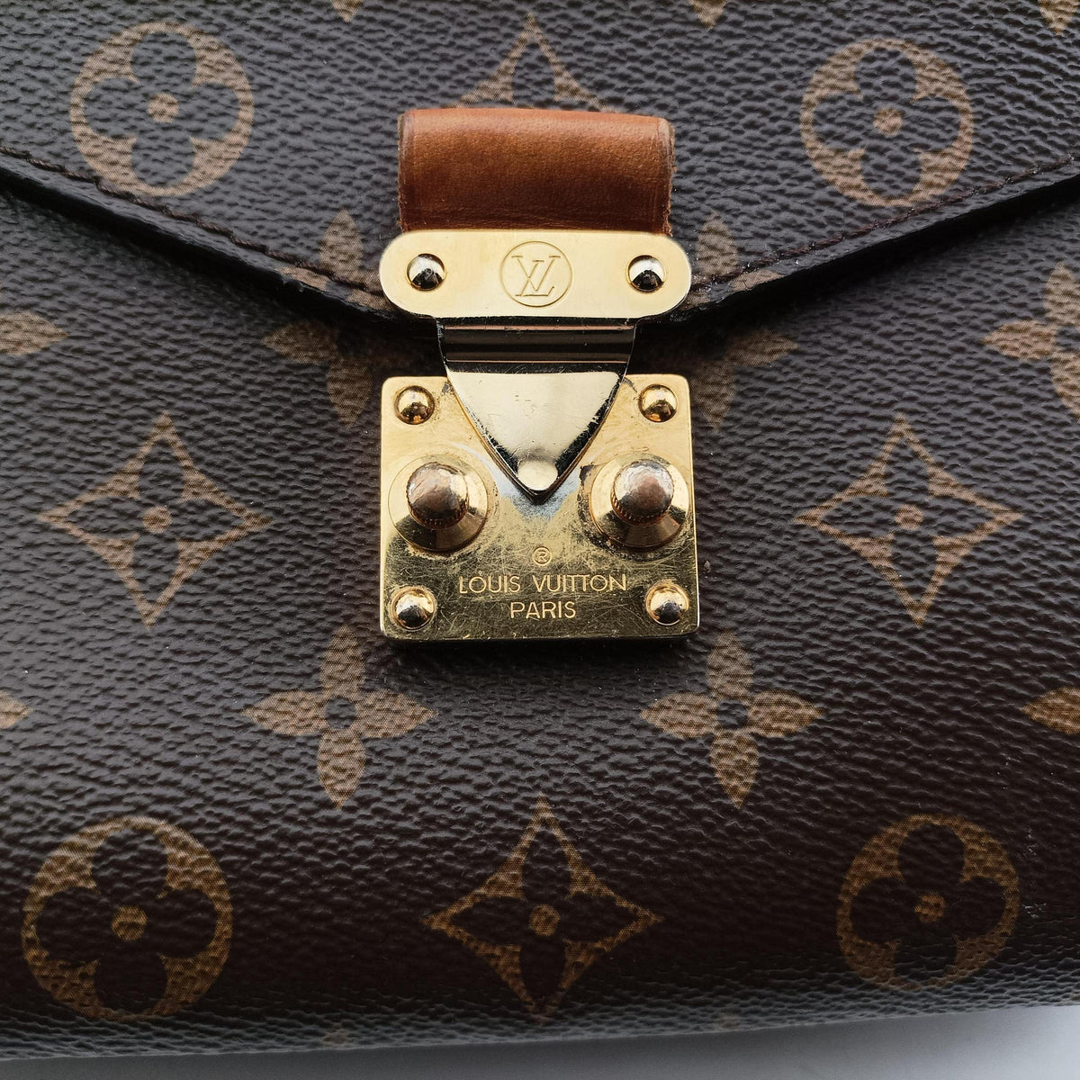 Pre-owned Louis Vuitton Pochette Metis MM Brown Monogram Canvas M44875 shoulderbag | stylenewstar