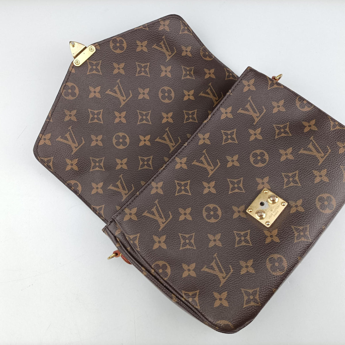 Pre-owned Louis Vuitton Pochette Metis MM Brown Monogram Canvas M44875 shoulderbag | stylenewstar