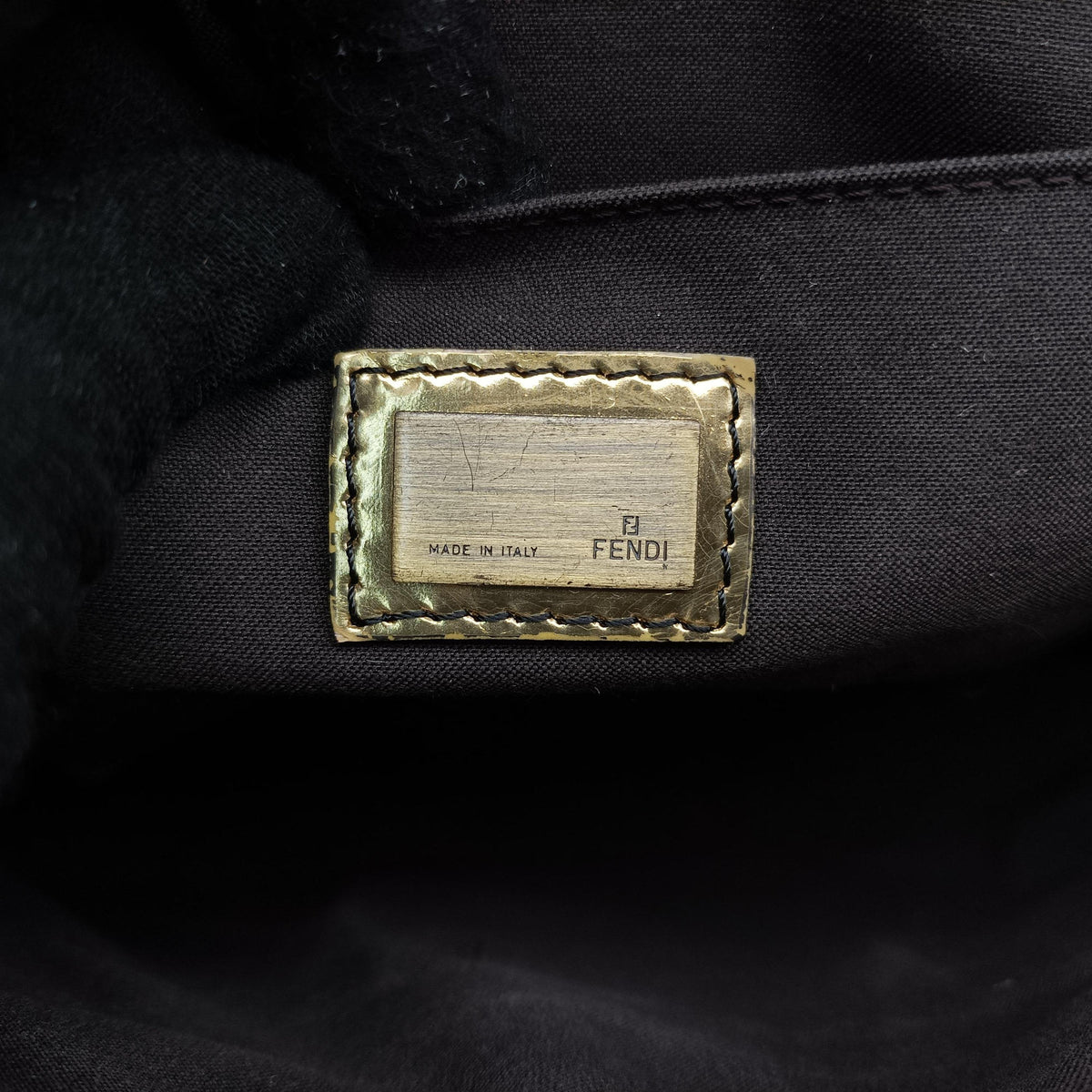 Vintage Fendi B bis Golden patent 8BR551 shoulderbag | stylenewstar