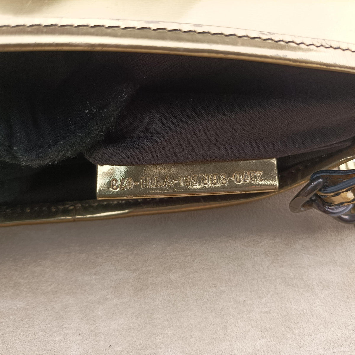 Vintage Fendi B bis Golden patent 8BR551 shoulderbag | stylenewstar