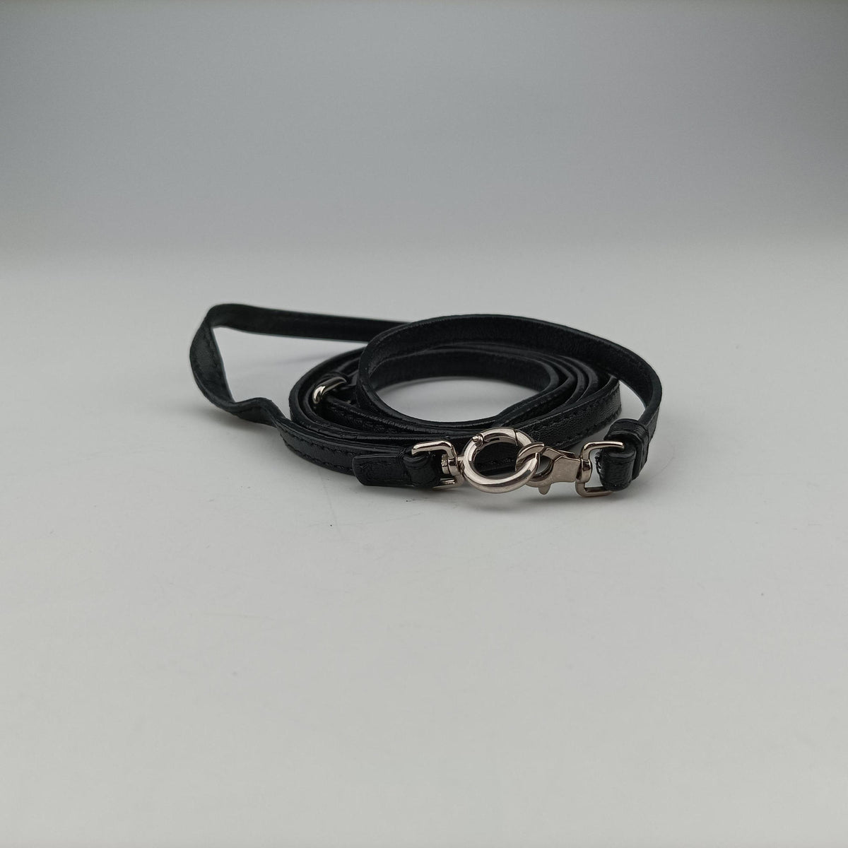 Pre-owned Fendi Micro Peekaboo Black×multi Leather 8M0355 shoulderbag | stylenewstar
