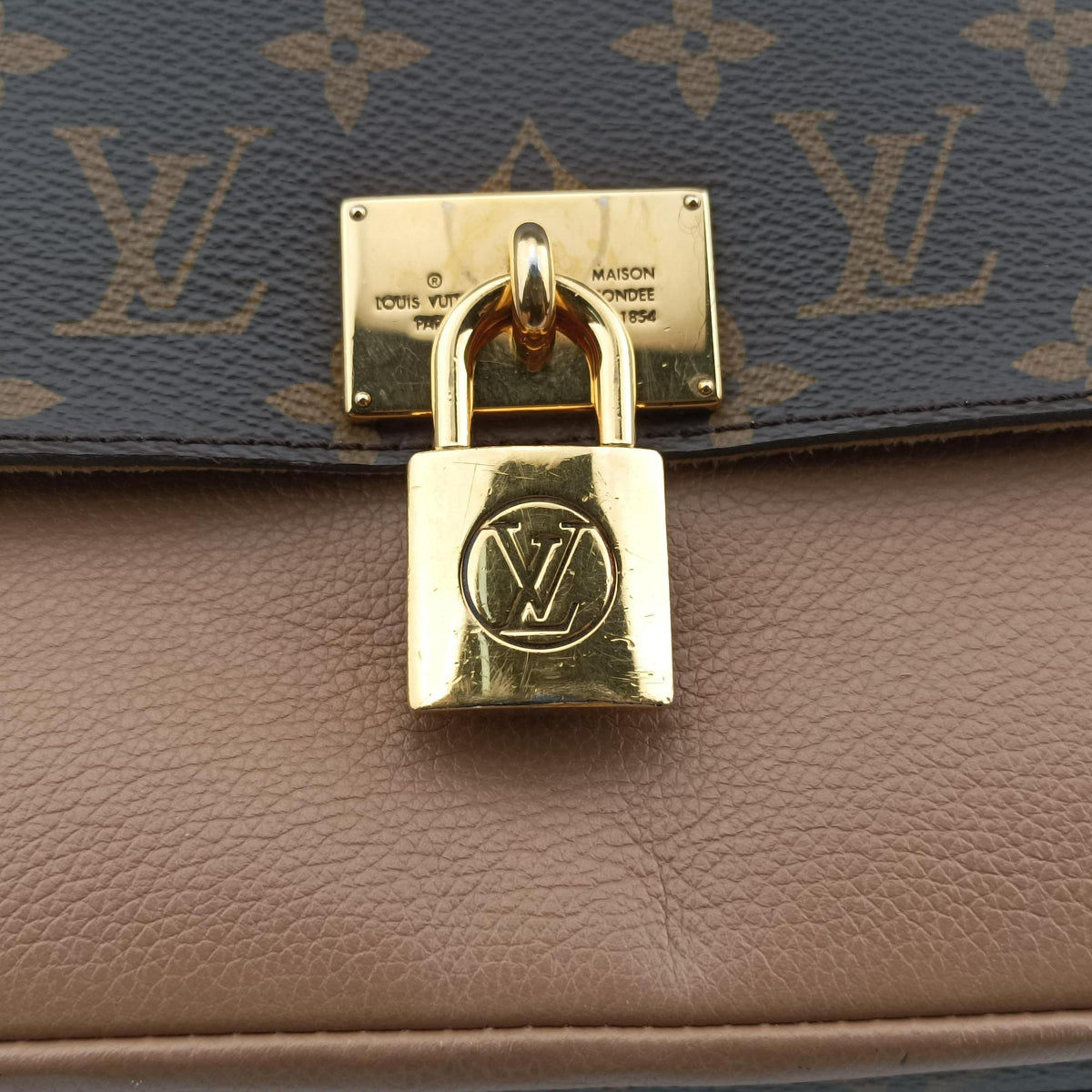 Pre-owned Louis Vuitton MARIGNAN brown×SESAME Monogram Canvas×calf leather M44544 shoulderbag | stylenewstar