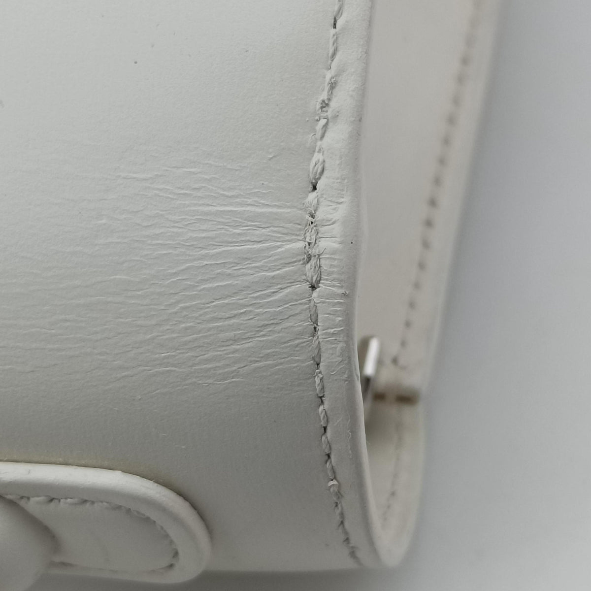 Vintage Delvaux Brillant White Leather  shoulderbag | stylenewstar