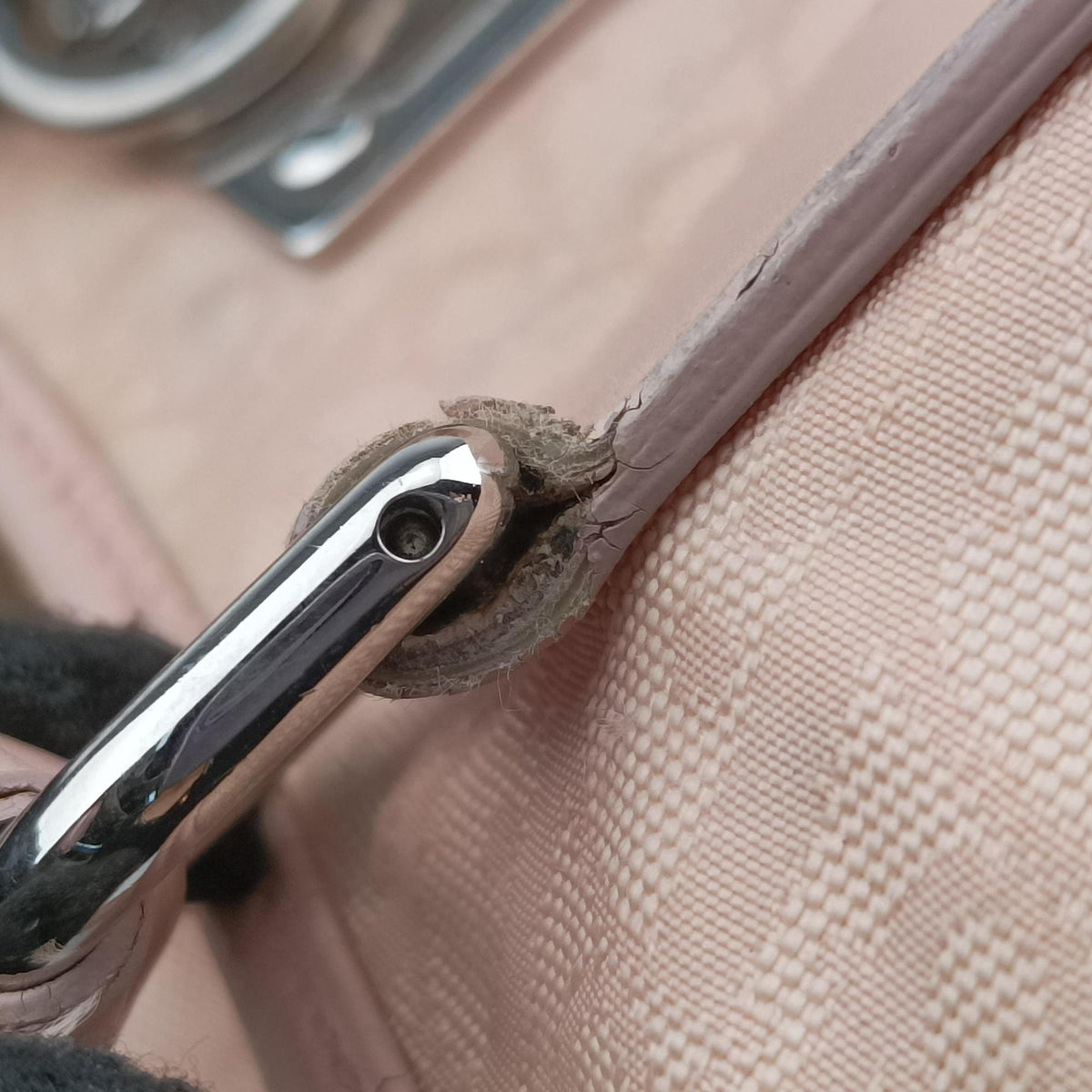Pre-owned Christian Dior Lovely Pink Canvas × Leather  handbag | stylenewstar