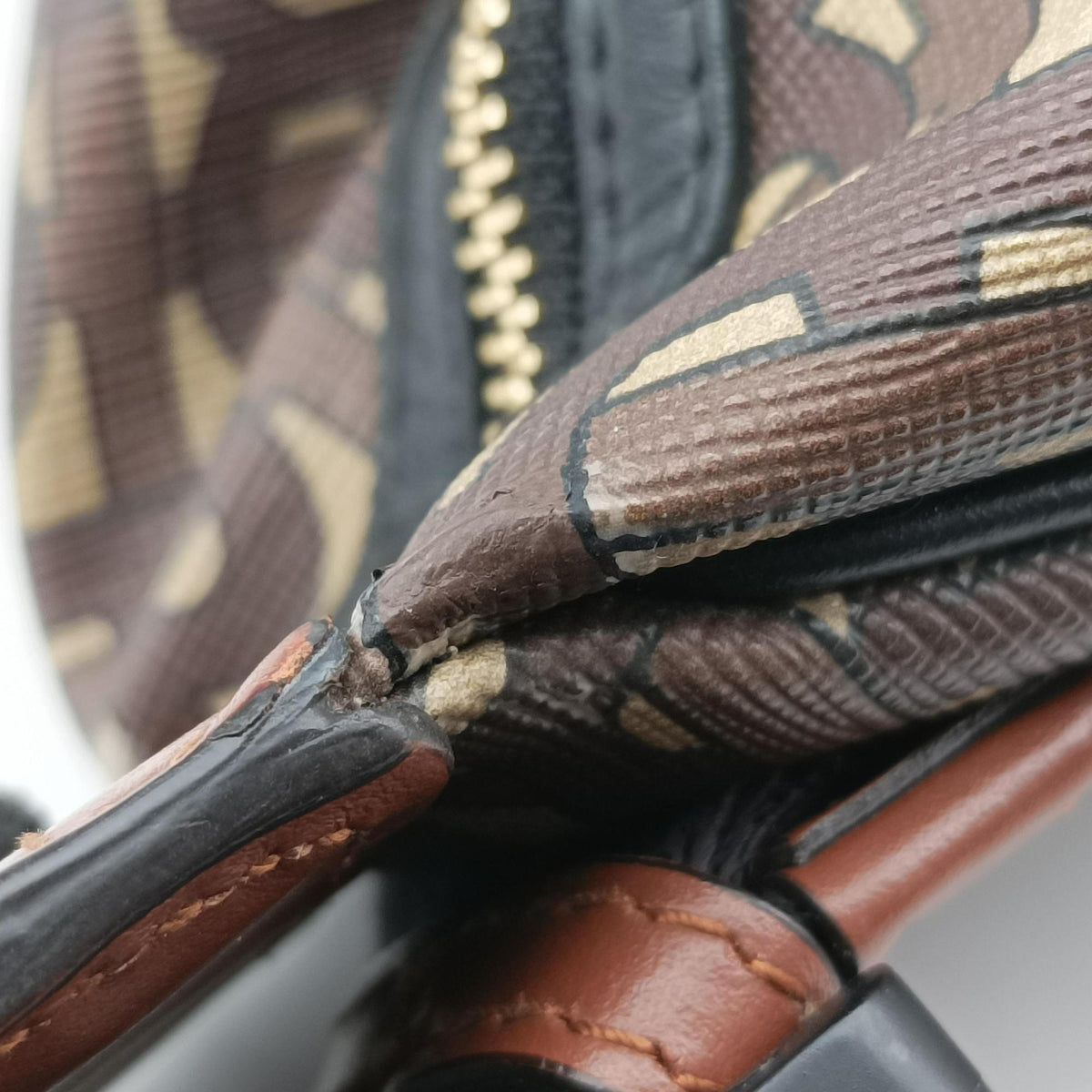 Pre-owned Burberry Monogram Stripe Brown×Multicolour PVC coated canvas x leather  bum bag/waist bag | stylenewstar
