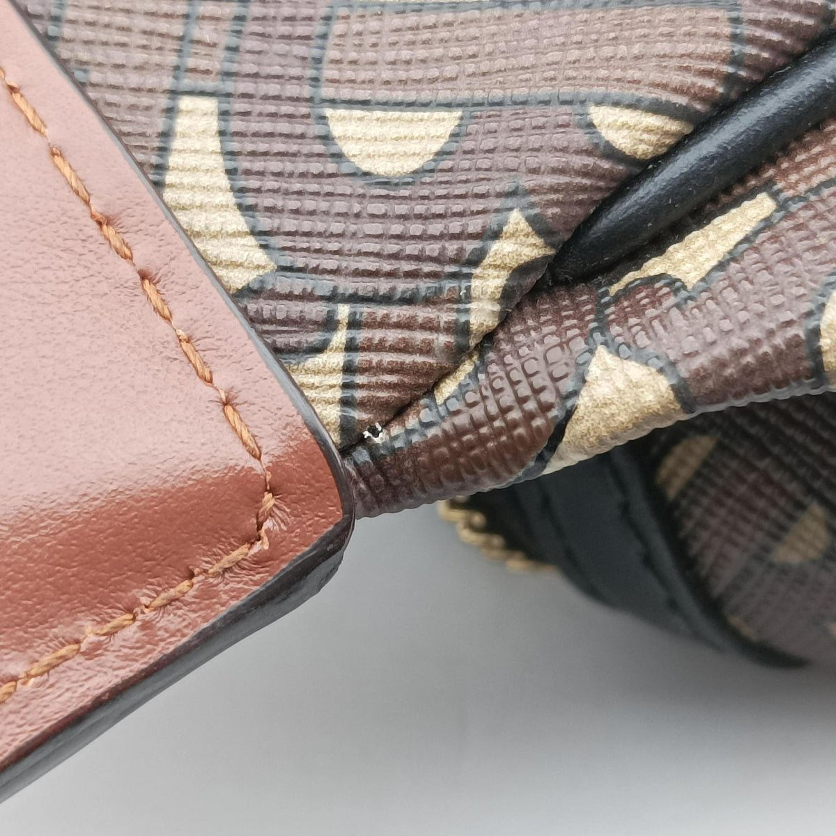 Pre-owned Burberry Monogram Stripe Brown×Multicolour PVC coated canvas x leather  bum bag/waist bag | stylenewstar