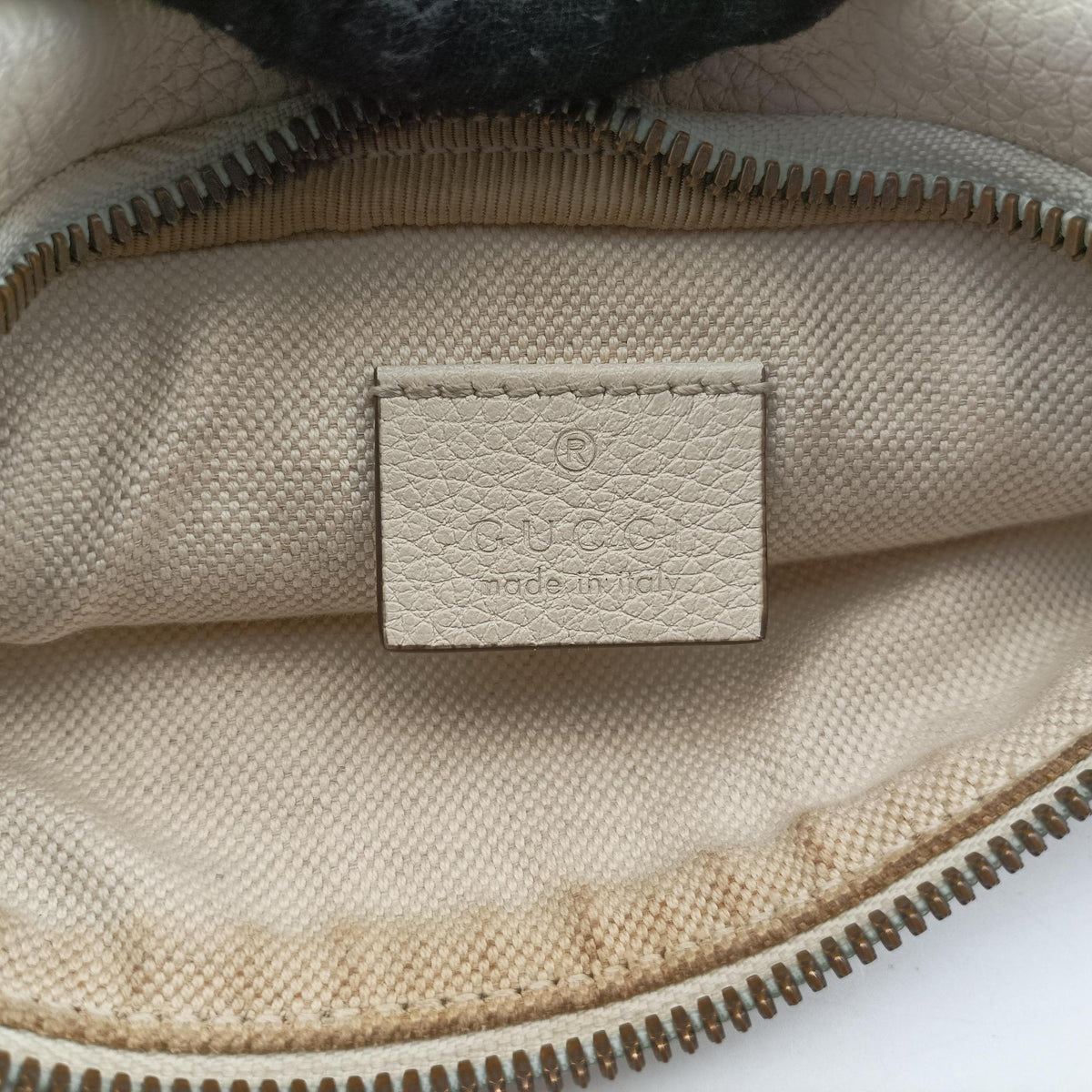 Pre-owned Gucci Print White Leather 527792 bum bag/waist bag | stylenewstar