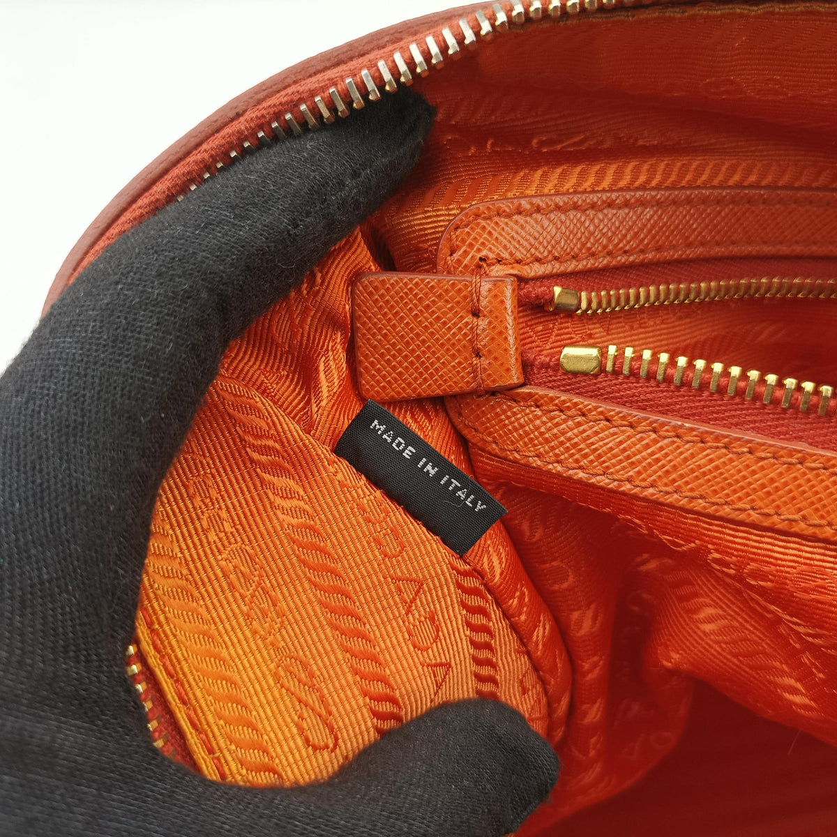 Secondhand Prada bowling Orange SAFFIANO Leather  shoulderbag | stylenewstar