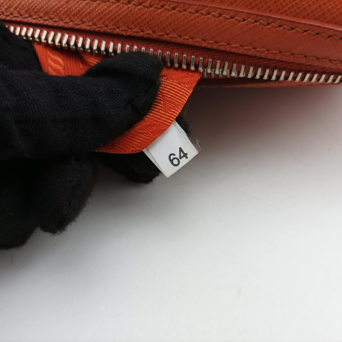 Secondhand Prada bowling Orange SAFFIANO Leather  shoulderbag | stylenewstar