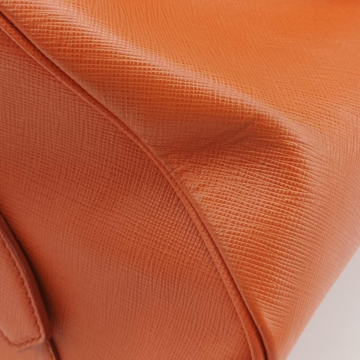 Secondhand Prada bowling Orange SAFFIANO Leather  shoulderbag | stylenewstar