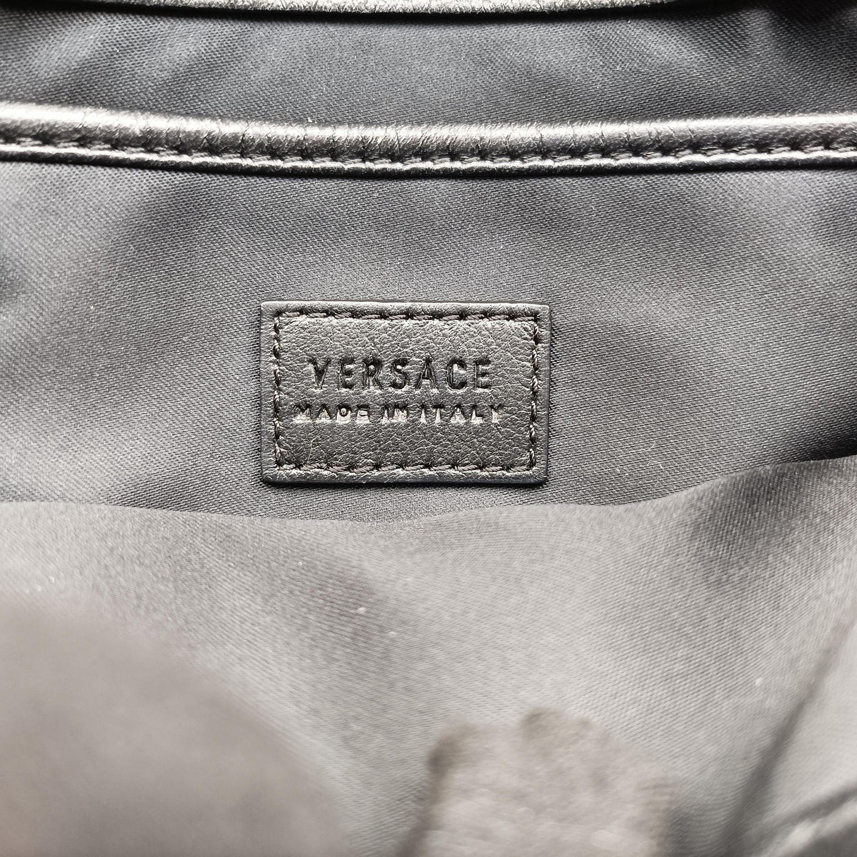 Pre-owned VERSACE La Medusa Black Leather  shoulderbag | stylenewstar