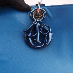 Secondhand Christian Dior Diorissimo Blue Patent  x Leather  shoulderbag | stylenewstar
