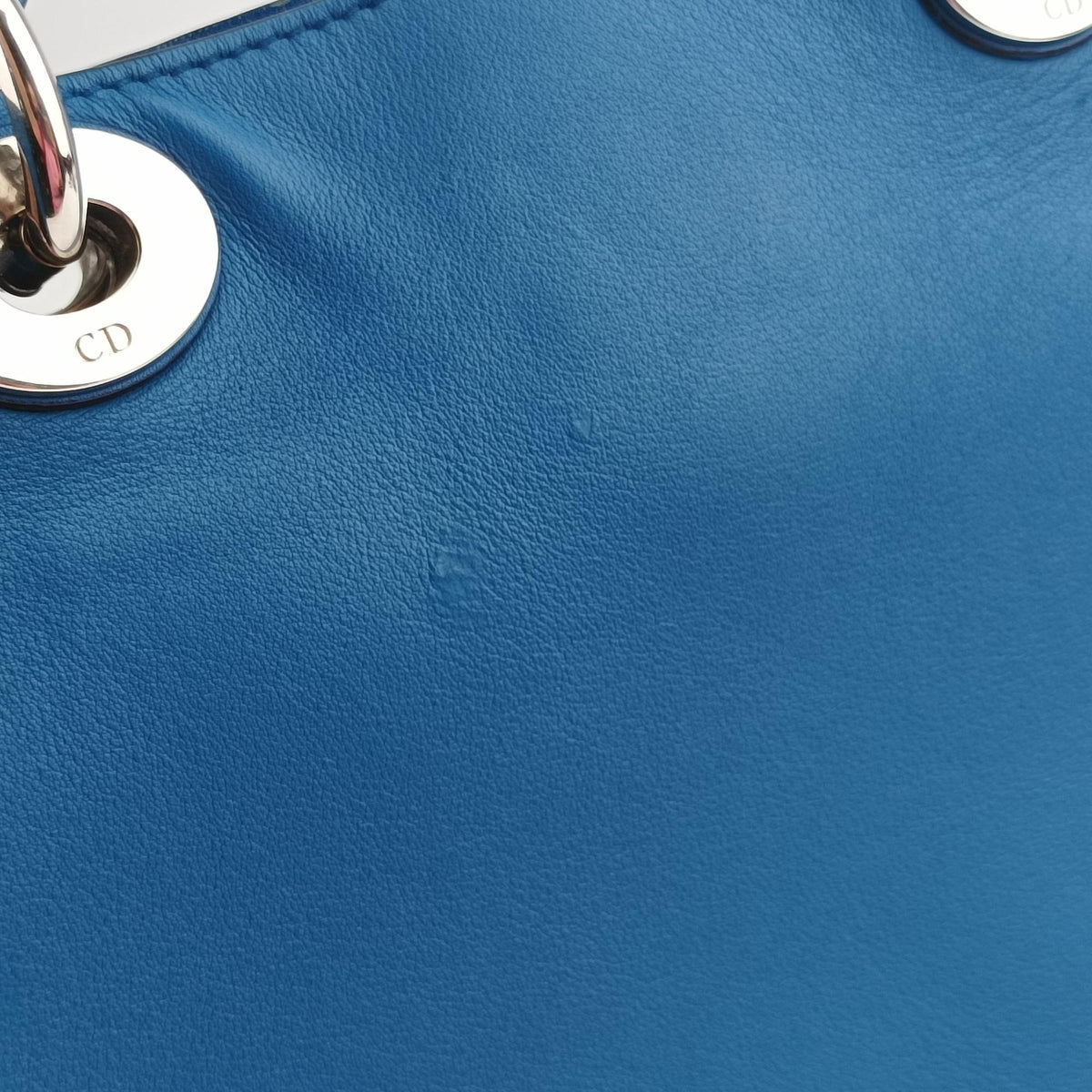 Secondhand Christian Dior Diorissimo Blue Patent  x Leather  shoulderbag | stylenewstar