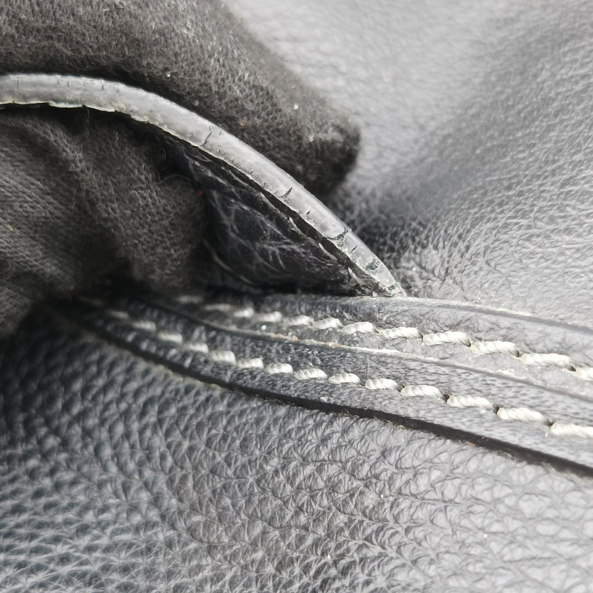 Pre-owned Chloe Mercy Black Leather  shoulderbag | stylenewstar