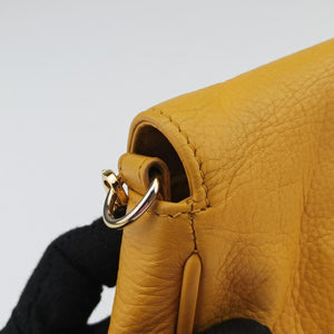 Pre-owned Fendi Fendista Pochette Yellow Leather 8M0376 shoulderbag | stylenewstar