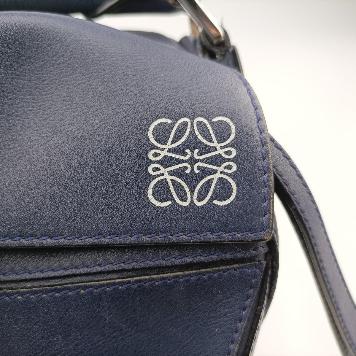 Pre-owned Loewe Puzzle Blue Leather  shoulderbag | stylenewstar