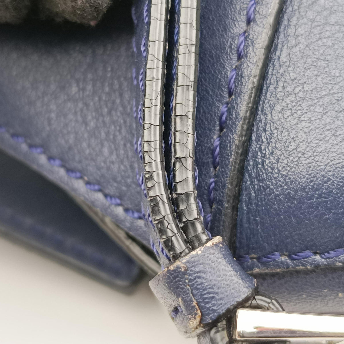 Pre-owned Loewe Puzzle Blue Leather  shoulderbag | stylenewstar