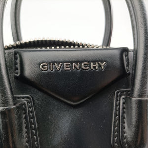 Pre-owned Givenchy Antigona Black Leather  shoulderbag | stylenewstar