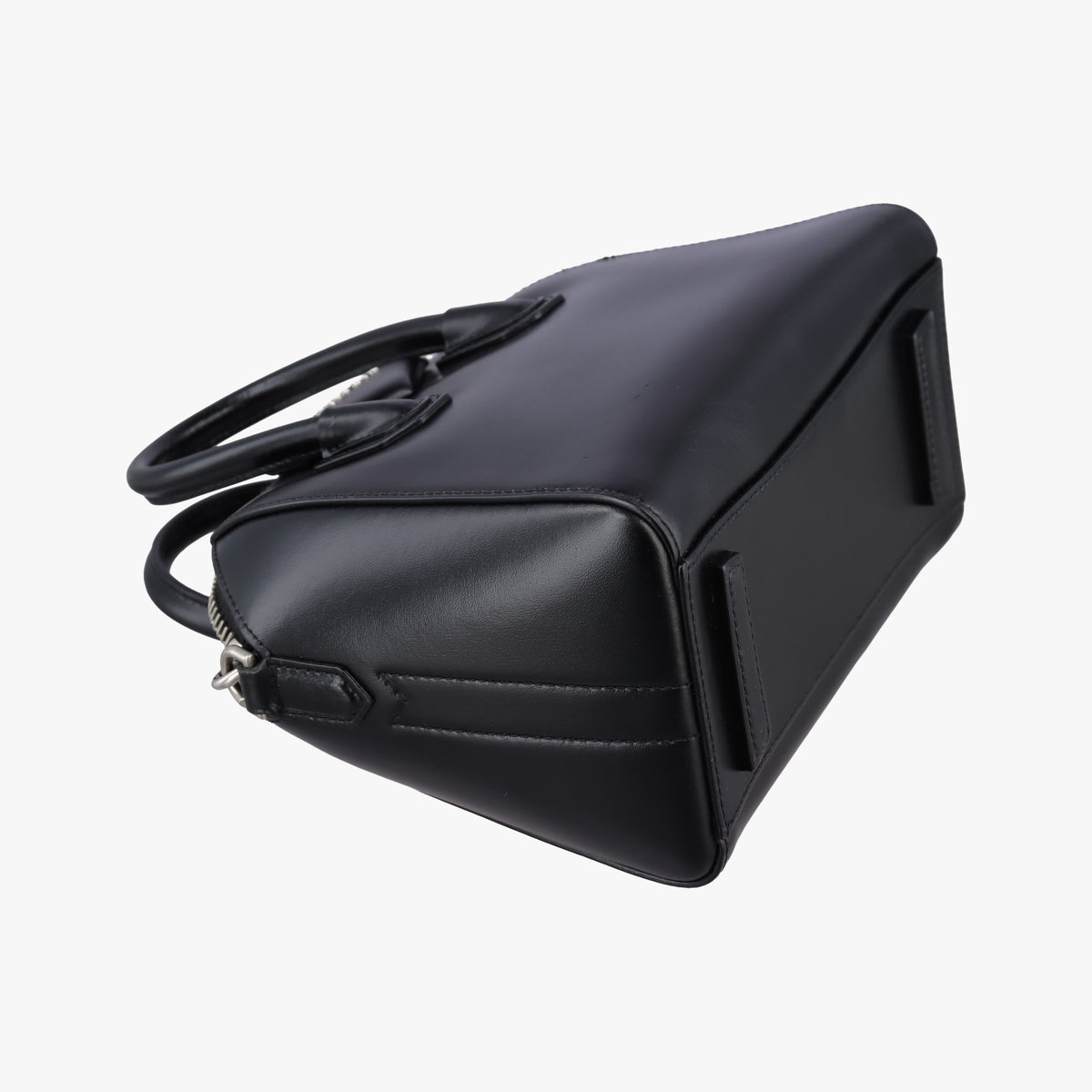Pre-owned Givenchy Antigona Black Leather  shoulderbag | stylenewstar