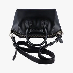 Pre-owned Givenchy Antigona Black Leather  shoulderbag | stylenewstar
