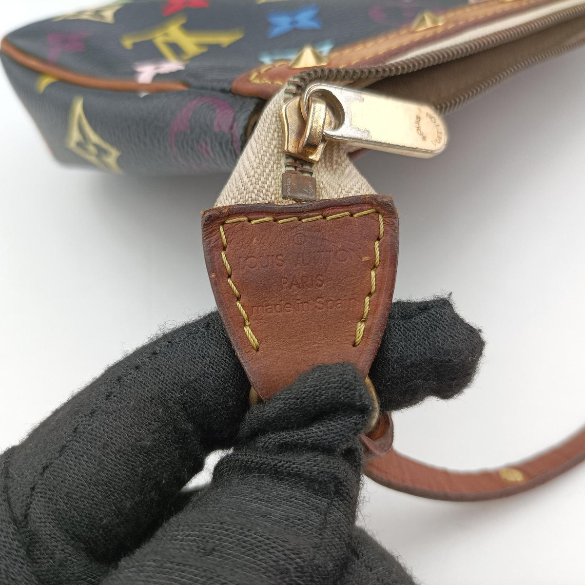 Vintage Louis Vuitton Pochette Accessoires Noir Monogram Multicolor M92648 handbag | stylenewstar