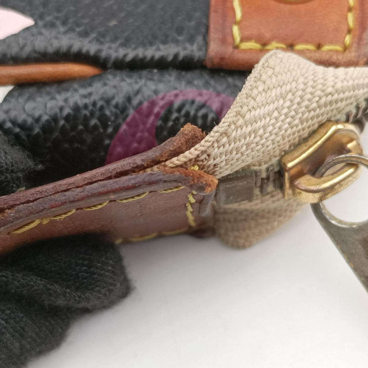Vintage Louis Vuitton Pochette Accessoires Noir Monogram Multicolor M92648 handbag | stylenewstar