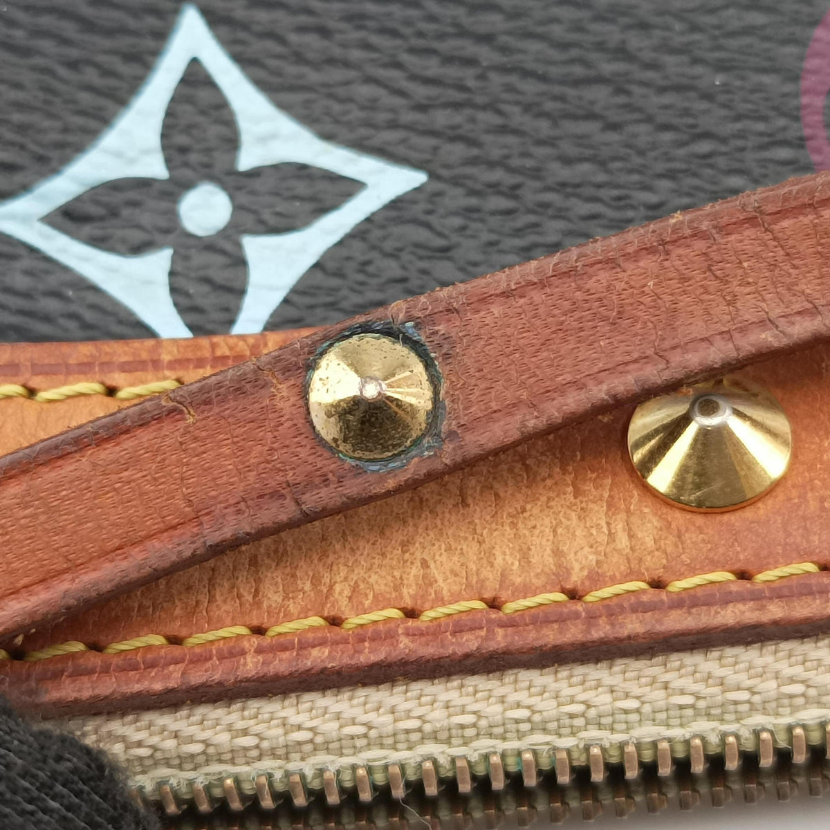 Vintage Louis Vuitton Pochette Accessoires Noir Monogram Multicolor M92648 handbag | stylenewstar
