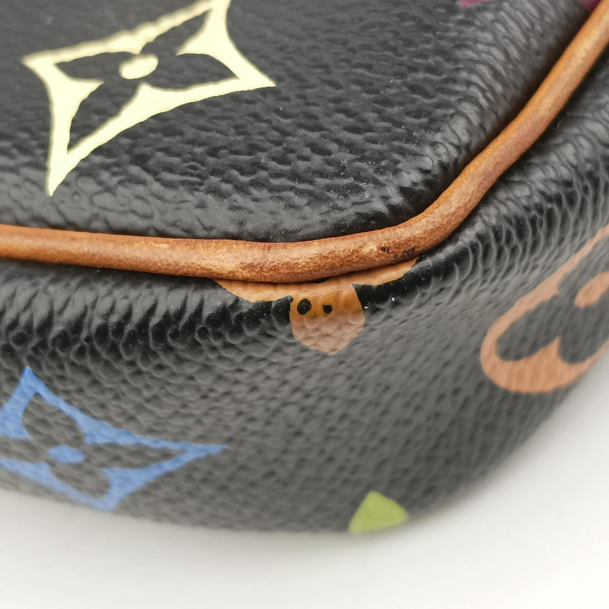 Vintage Louis Vuitton Pochette Accessoires Noir Monogram Multicolor M92648 handbag | stylenewstar