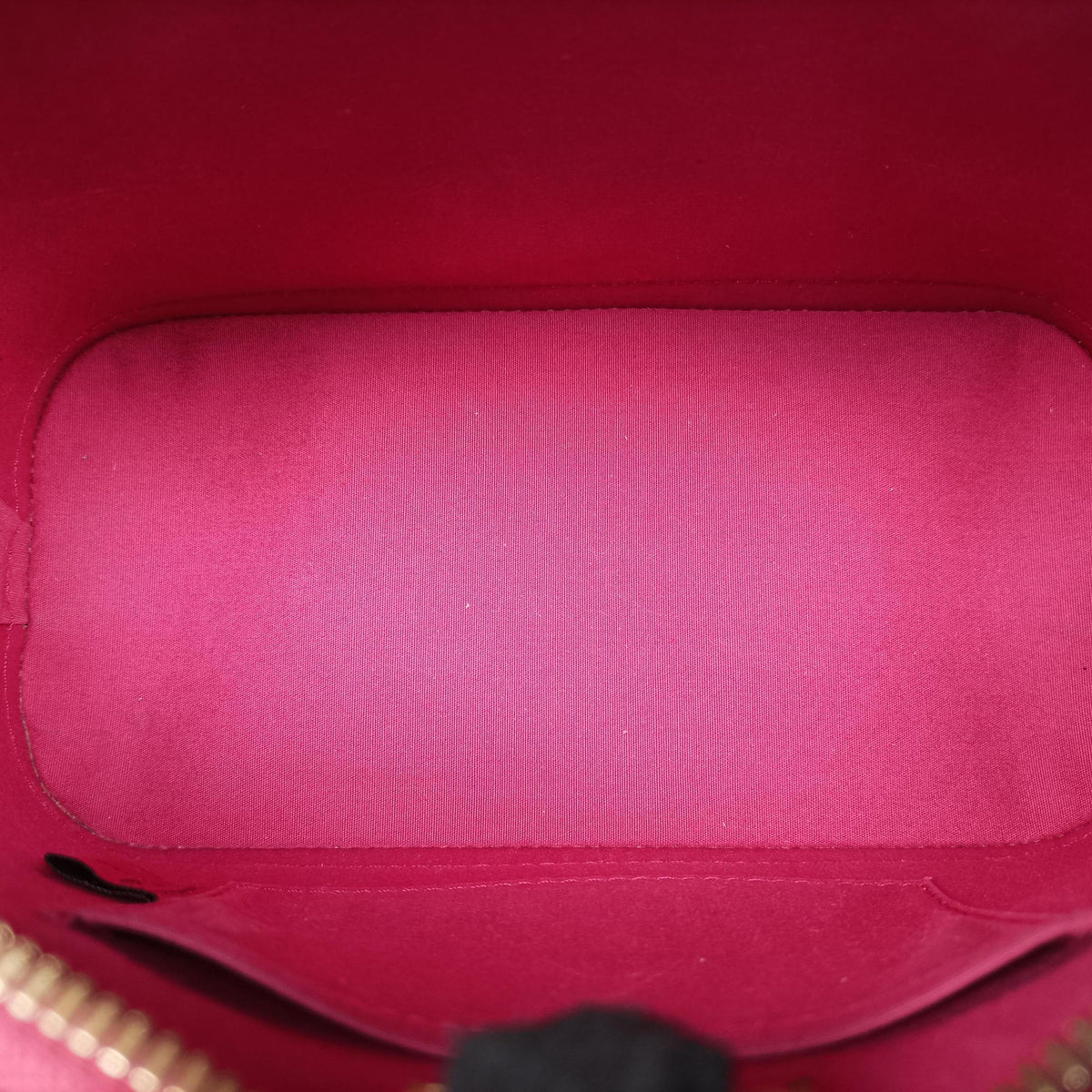 Pre-owned Louis Vuitton Alma BB pomme d'amour Vernis M90174 shoulderbag | stylenewstar