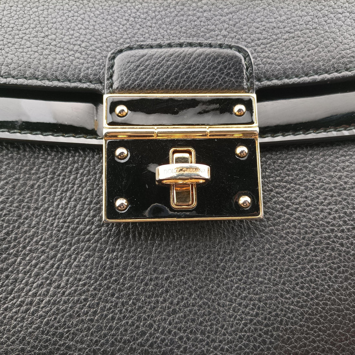 Pre-owned Dolce & Gabbana Greta Black Leather  shoulderbag | stylenewstar