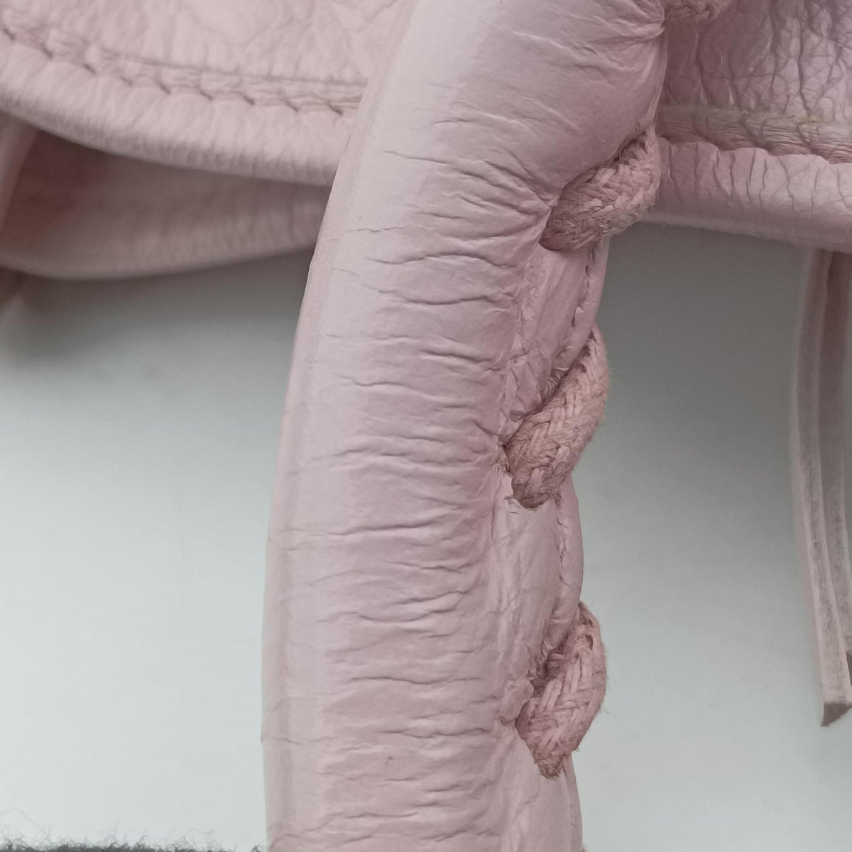 Pre-owned Balenciaga Pompon Pink Lambskin  shoulderbag | stylenewstar