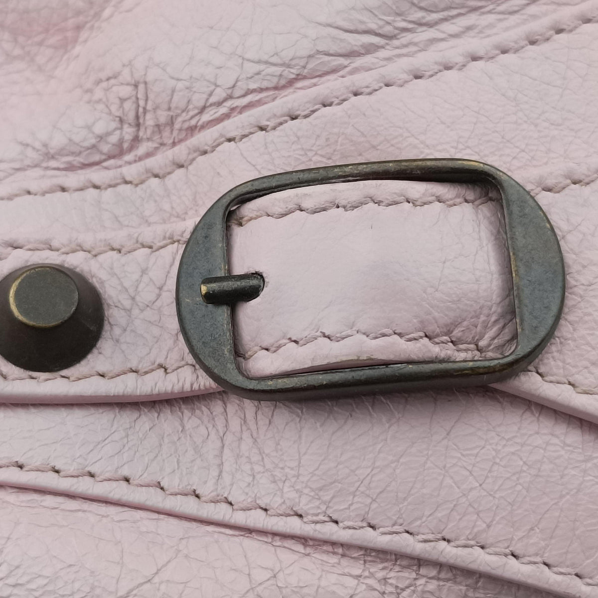 Pre-owned Balenciaga Pompon Pink Lambskin  shoulderbag | stylenewstar