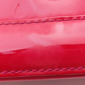 Secondhand Louis Vuitton Alma PM pomme d'amour Vernis M90096 handbag | stylenewstar