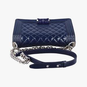 Pre-owned Chanel BOY CHANEL Navy Patent A67086 shoulderbag | stylenewstar