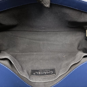 Pre-owned Chanel BOY CHANEL Navy Patent A67086 shoulderbag | stylenewstar