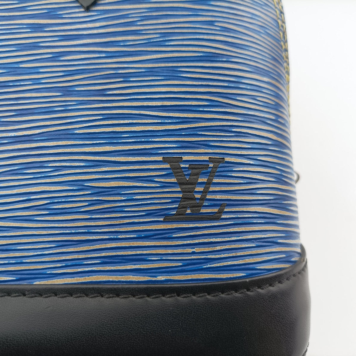 Pre-owned Louis Vuitton Alma BB DENIM BLEU×black Epi M41437 handbag | stylenewstar