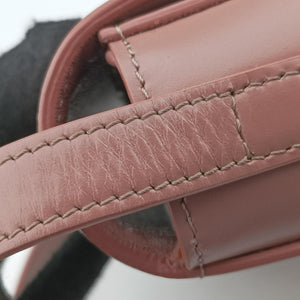 Pre-owned Celine Teen Triomphe Pink Leather 188423BF4 shoulderbag | stylenewstar